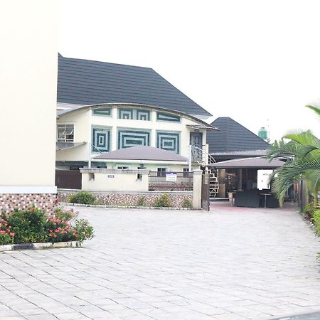 Royal Charlin Hotel And Suites Port Harcourt Dış mekan fotoğraf